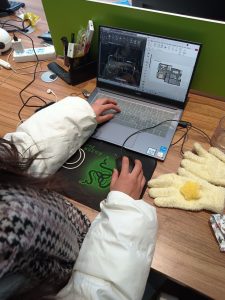 现代学徒制-运行管理系统-艺术2151 胡钰 峰奕家 2023年12月29日