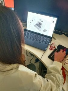 现代学徒制-运行管理系统-艺术2151张伊晨(乌篷船装饰)2024.4.17